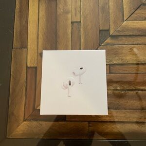 Apple White Earbud Headphones